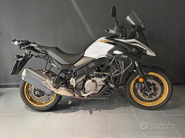 Suzuki V Strom DL 650 OPERAZIONE 50%