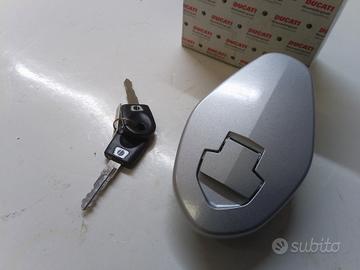 Ducati Multistrada 749 999 tappo serbatoio carbura