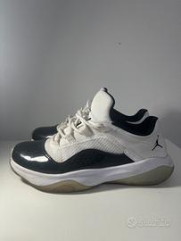 Air Jordan 11 CMFT low