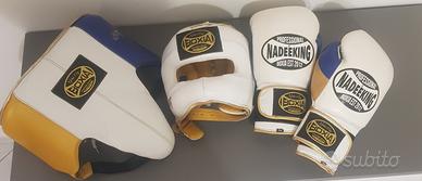 Kit Boxe Completo BOXIA – Guanti 14oz + Casco (M) 
