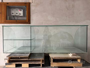 Vetrina espositiva da banco in vetro temperato