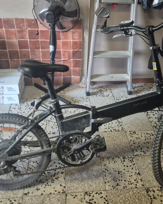 bici elettrica pieghevole 20'' Oxylane tilt 500e