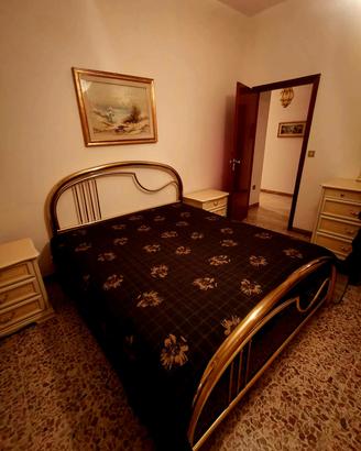 Camera da letto in legno