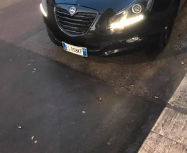 Lancia delta 1.9 s Momo design