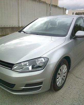 Volkswagen Golf 1.6 TDI 90 CV 5p. Trendline BlueMo