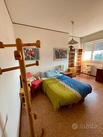 Ampia camera arredata zona San Siro