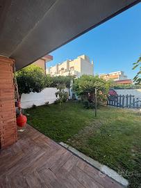 Casa Vacanze a Tor San Lorenzo - 50 MT mare