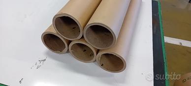 Tubi in cartone per bricolage