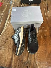 scarpe da ginnastica