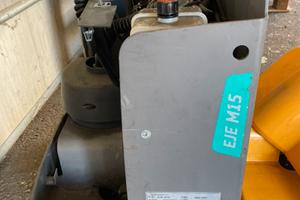 Transpallet Elettrico Jungheinrich EJE M15 rotto