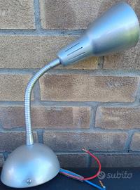 Applique da parete per interni INSPIRE col argento