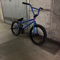 Bmx man kind blu