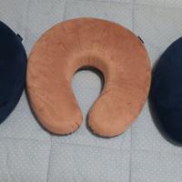 Set di tre cuscini da viaggio