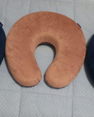 Set di tre cuscini da viaggio