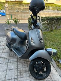 Vespa 300 GTV