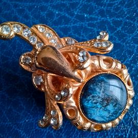 Orecchini gioiello di alta bigiotteria 