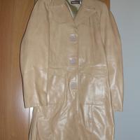 Giacca in pelle beige mis. M (un po vintage)