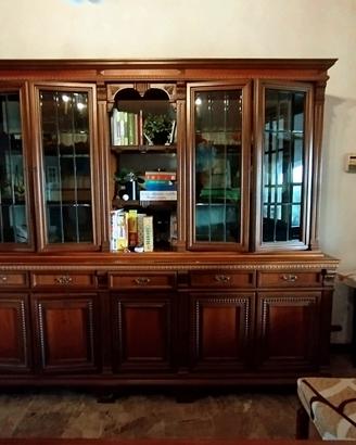 credenza con vetrina 