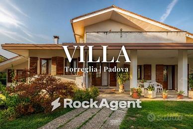 Villa di 330 m² con più di 5 locali e box auto a T