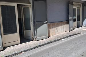 Luminoso bilocale uso ufficio/studio professionale