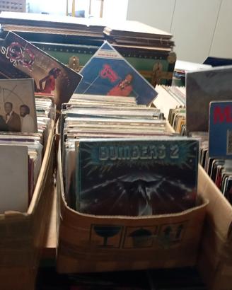 SONO EX DJ Con  LA MIA COLLEZIONE DI MIX E LP
 