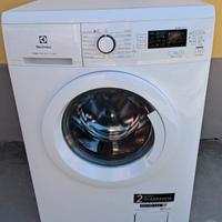 Lavatrice ELECTROLUX A+++ 8KG 1200GIRI trasporto 