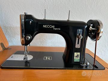 Macchina da Cucire Necchi - Anni '50