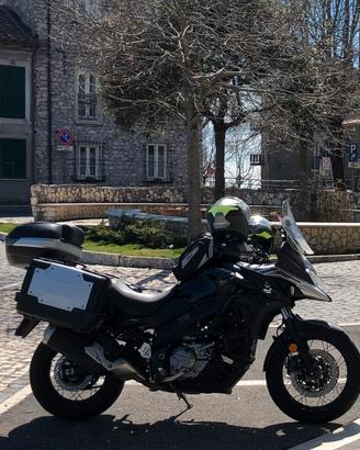 Suzuki V-Strom 650 XT (2018) - Full Optional