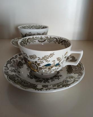 Elegante set di due tazze da te e piattino Ridgway