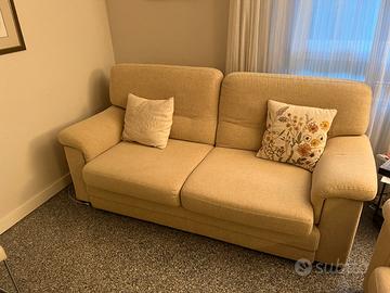 Coppia Divani usati 3+2 posti