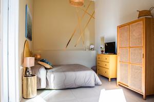 Camera-Elegante e Accogliente con parcheggio