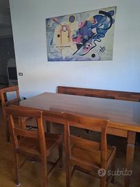 tavolo in noce massello con 3 sedie e panca 