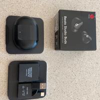 Cuffie Beats Studio Buds auricolari
