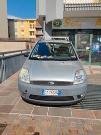 Ford Fiesta 1.2 benzina (75 CV) – 2005