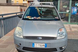 Ford Fiesta 1.2 benzina (75 CV) – 2005