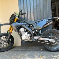 Motard 125 Rieju MRT 4T