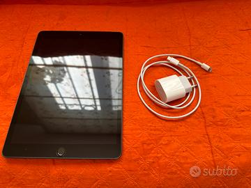 IPad (8th Generation) Wi-Fi + Cellular