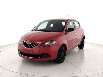 LANCIA Ypsilon 1.0 firefly hybrid Silver s&s 70cv