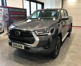 TOYOTA Hilux 2.4 D A/T 4WD 4 porte Double Cab Ex