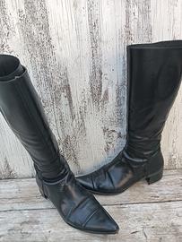 Scarpe Stivali numero 37