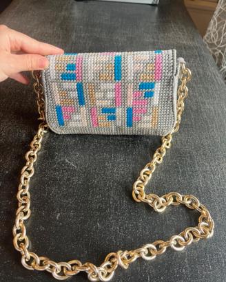 Borsa realizzata a mano colorata