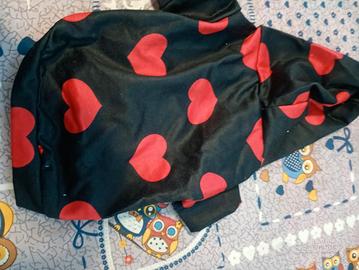 maglia con cappuccio 