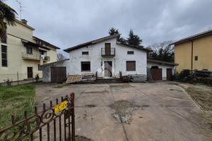 CASA INDIPENDENTE A MONTELLO