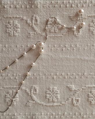 Collana con perle bianche