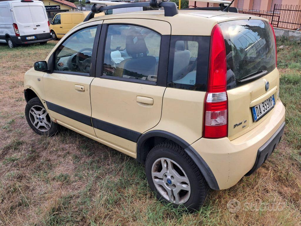Fiat Panda 4X4 2005 photo 2