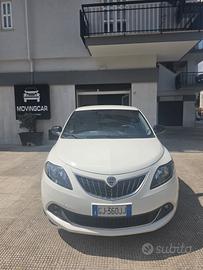 Lancia Ypsilon 1.0 FireFly 5 porte S&S Hybrid Gold