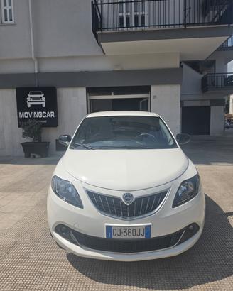 Lancia Ypsilon 1.0 FireFly 5 porte S&S Hybrid Gold