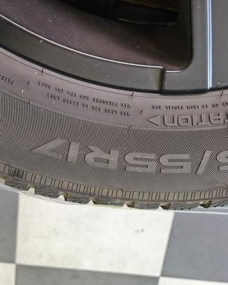 Cerchi con gomme audi Q3