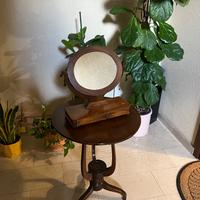 Tavolino ‘800 e Beauty Table da scrivania ‘800