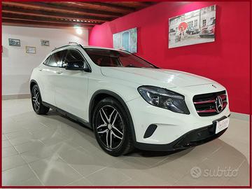 MERCEDES-BENZ GLA 180 CDI Sport Night Black